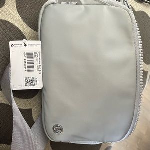 Lululemon seal grey everywhere belt bag